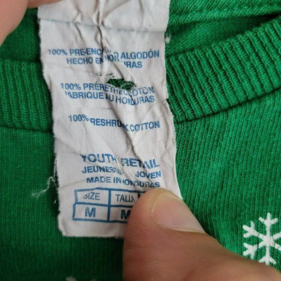 Pokemon Pikachu in Christmas Stocking Youth T-Shirt Delta Pro Size M - Green - Picture 3 of 8